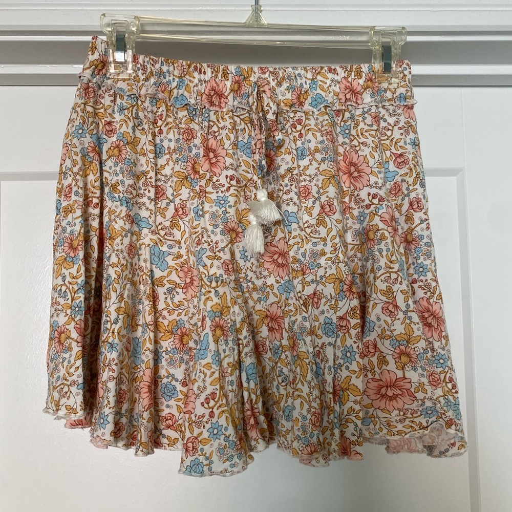 Lightweight Floral‎ Ruffle Mini Skirt - Picture 4 of 7